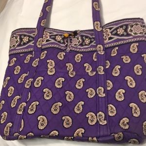 Vera Bradley tote. w-18”, H 14”, base 6”